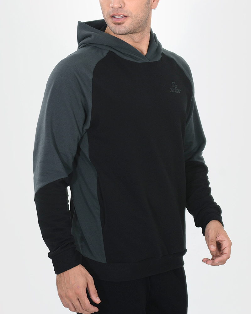 Buzo de frisa liviana con recortes combinados negro y gris
