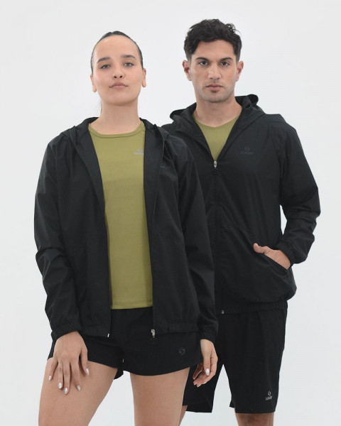 Campera unisex impermeable negra