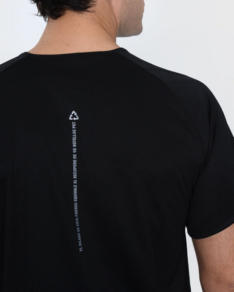 Remera de poliéster reciclado antibacterial turquesa combinada