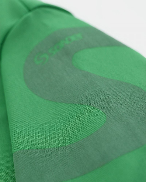Remera de niño de poliéster reciclado verde césped
