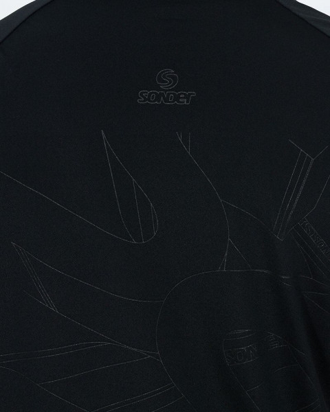 Remera de piqué ultraliviano negra