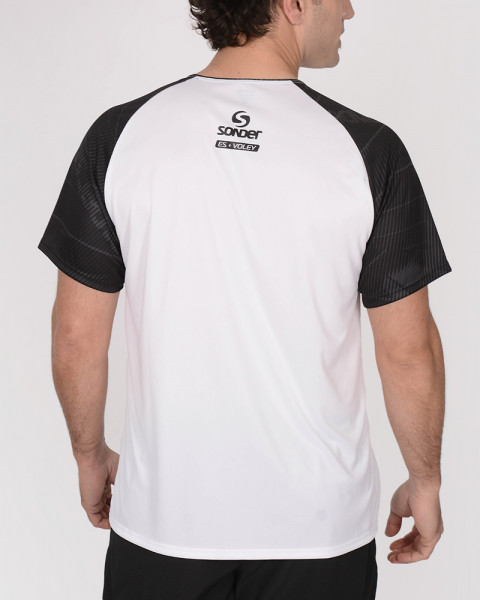 Remera de poliéster liviano estampa Voley