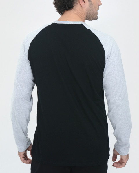 Remera de jersey negra con mangas combinadas