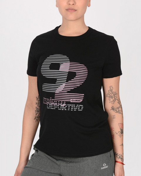 Remera clásica de jersey negra con estampa