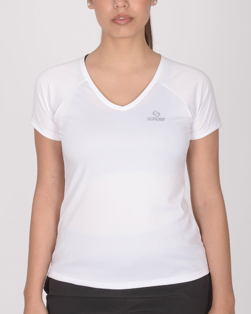 Remera básica de poliéster blanca