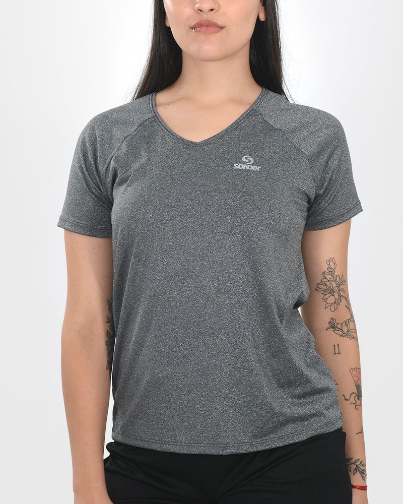 Remera de microfibra liviana gris melange oscuro