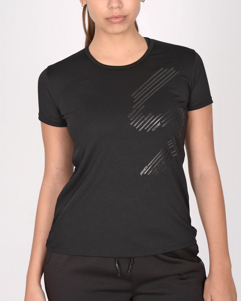 Remera de poliéster Neodry negro con estampa