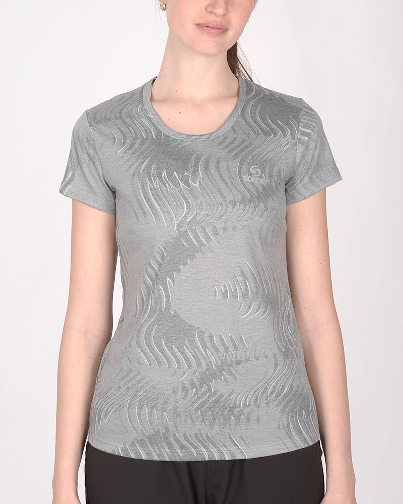 Remera de jersey estampado cauce gris