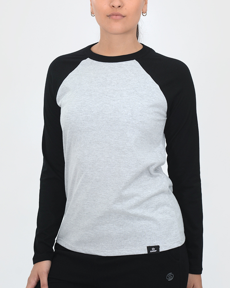 Remera de jersey gris melange combinada