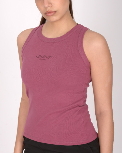 Musculosa cerrada de ribb bordeau