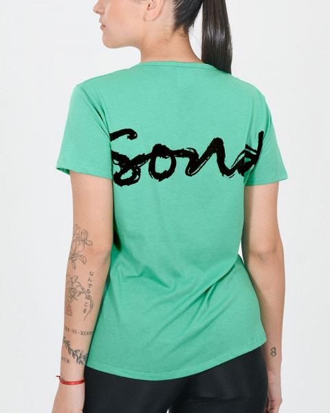 Remera corta y suelta de jersey verde esmeralda