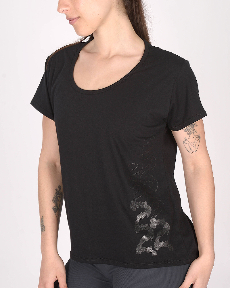 Remera suelta de jersey liviano negro