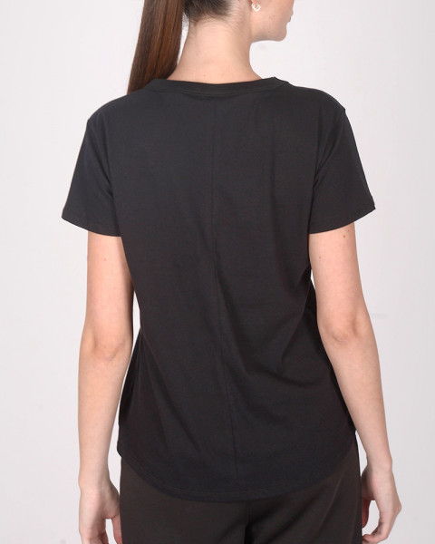 Remera suelta de jersey negro con estampa Rastro