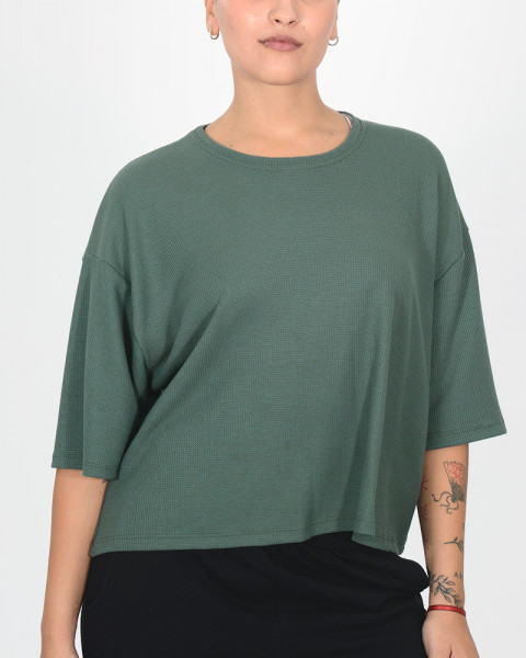 Remera oversize corta de waffle cemento