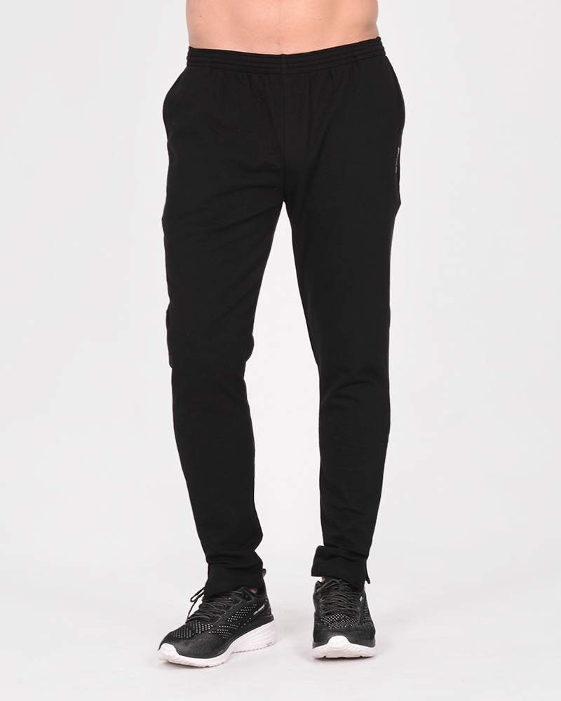 Pantalón entallado de frisa negro