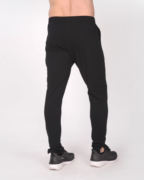 Pantalón de rústico negro con tajo