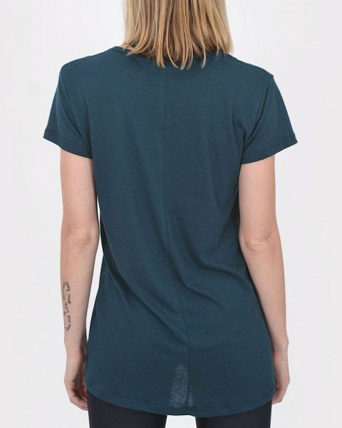 Remera larga y amplia azul marino