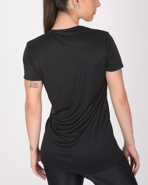 Remera de poliéster neodry negra
