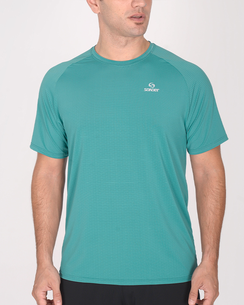 Remera entallada de poliéster tramado turquesa pastel