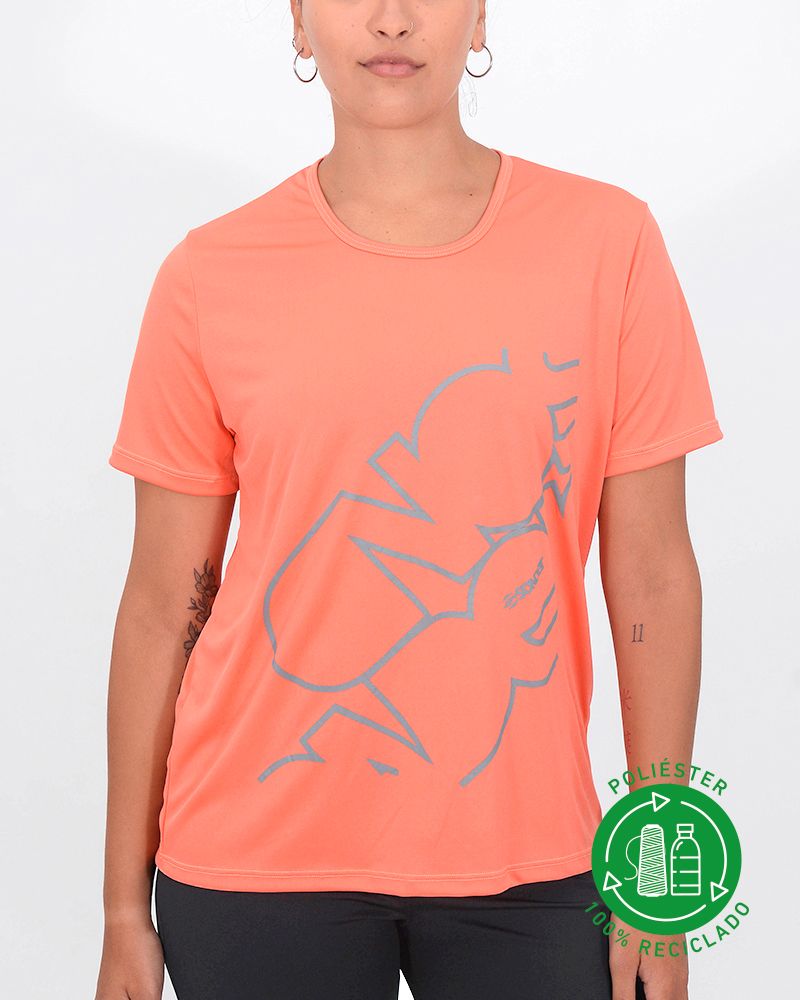 Remera de poliéster reciclado coral con estampa