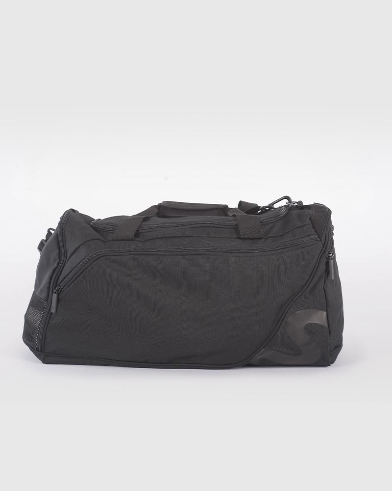 Bolso deportivo negro con estampa negra