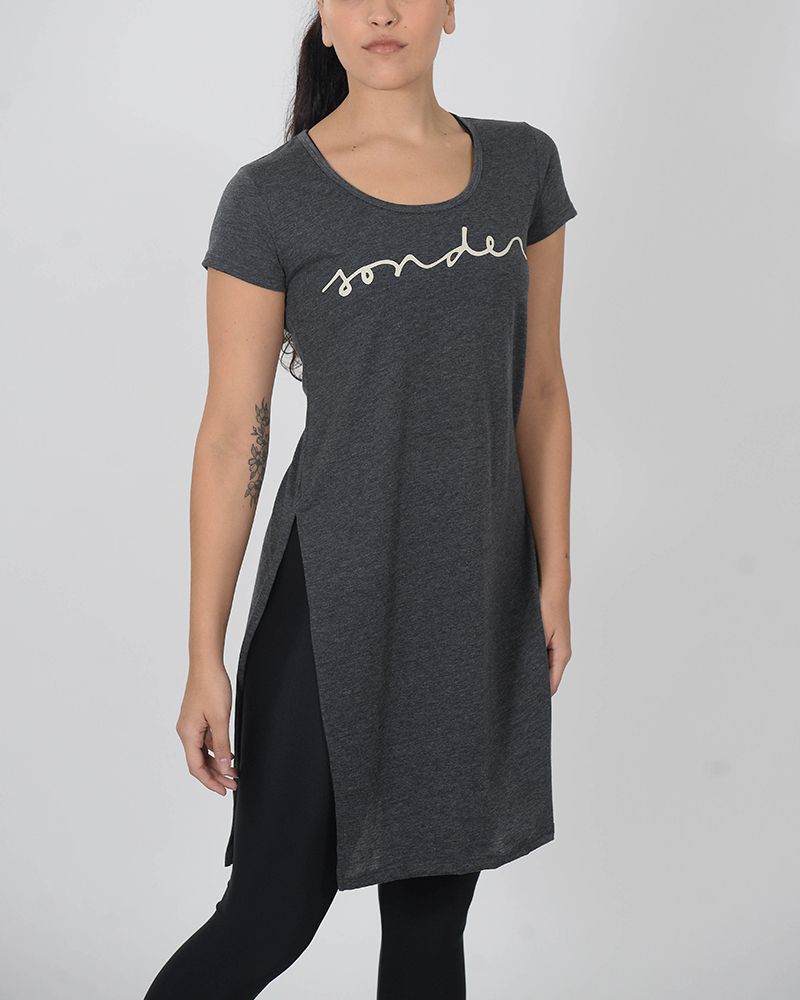 Remera maxi de jersey liviano gris oscura